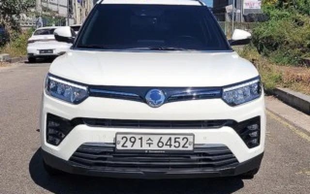 티볼리에어 중고차 베리 뉴 티볼리 2WD 가솔린 1.5 매물 사진 18 - 2020/04 33,927km